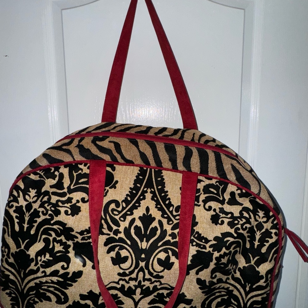 Atenti Overnighter Floral and Zebra Arabesque Carpet Bagger Bag - Picture 10 of 14